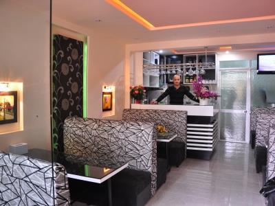 Green Hotel Near Lotte Center Hanoi Luaran gambar