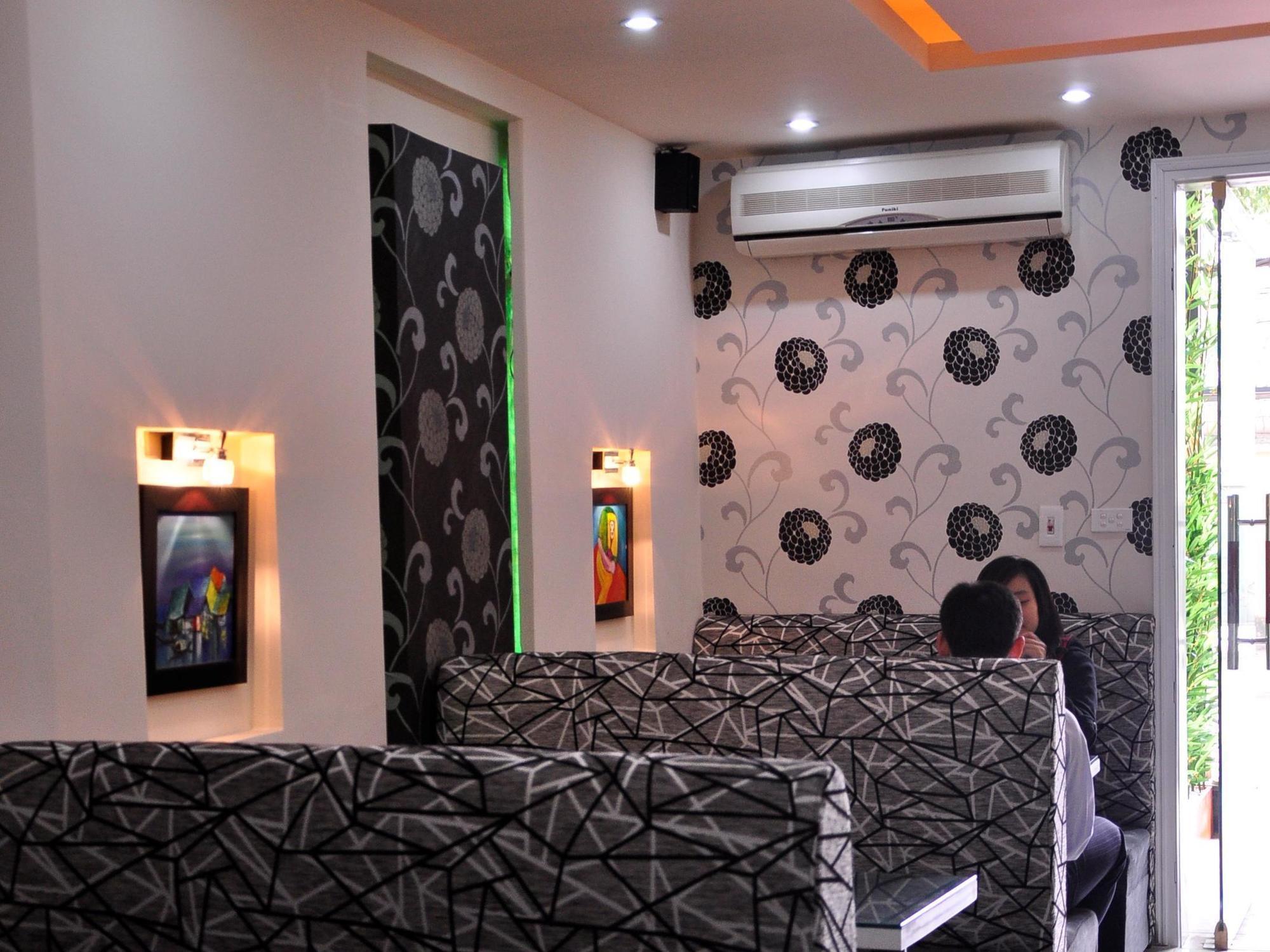 Green Hotel Near Lotte Center Hanoi Luaran gambar